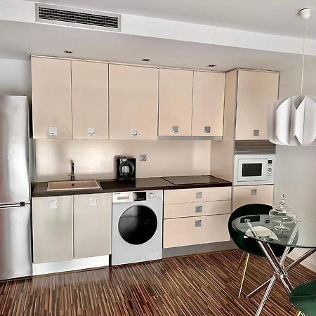 Ferienwohnung Apartamento Centrico Con Plaza De Garaje Y Piscina Murcia Exterior foto