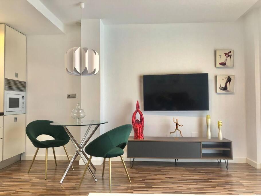 Ferienwohnung Apartamento Centrico Con Plaza De Garaje Y Piscina Murcia Exterior foto